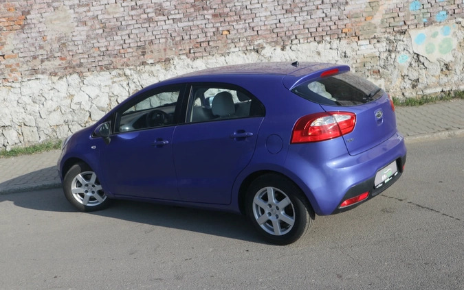 Kia Rio cena 27700 przebieg: 119000, rok produkcji 2012 z Myślenice małe 742